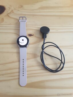 Nádherné Smart hodinky Samsung Galaxy Watch 4 Ružové Zlato - 2