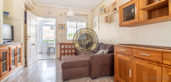 Radový dom 3+kk s bazénom Orihuela Costa, Španielsko - 2