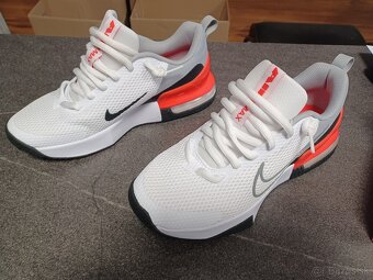 Nike - 2