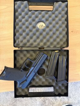 HK USP COMPACT 9x19 Luger - 2