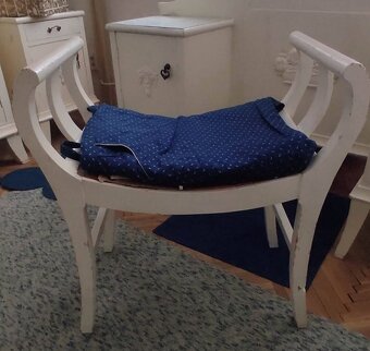 Starožitnostá spálňová zostava biela - 2