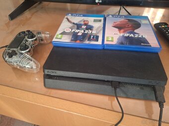 PS 4 slim - 2
