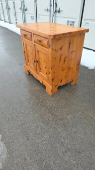 Rustikalna komoda - 2