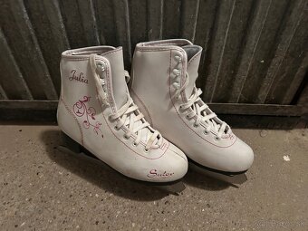 Dámske dievčenské korčule na ľad - 2