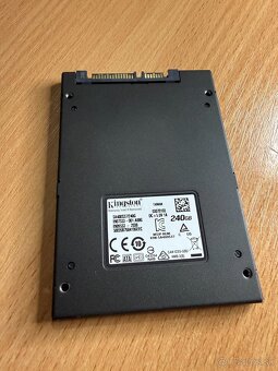 Kingston A400 240GB SATA SSD – 2,5" - 2