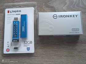 Kingston DataTraveler 2000 - Dátový trezor 256-bit X TS-AES - 2