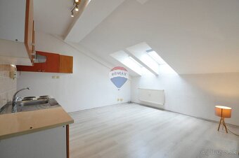 PREDAJ, 2-izbový podkrovný byt v Poprade, Ul. Ludvíka Svobod - 2