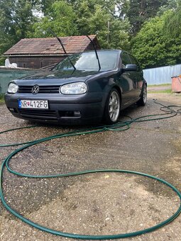 VW Golf 4 - 2