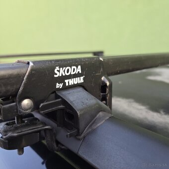 STREŠNÝ NOSIČ ŠKODA OCTAVIA COMBI II THULE - 2