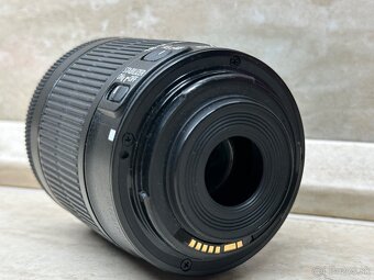 Canon EF-S 18-55mm f/3.5-5.6 IS - 2