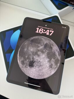 iPad Air 5. generácie (2022), Wi-Fi verzia - 2