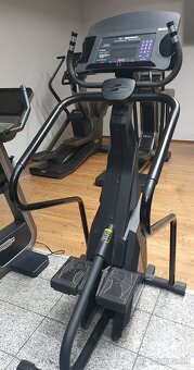 STAIRMASTER FREECLIMBER 4600 CL - profesionálny stepper - 2