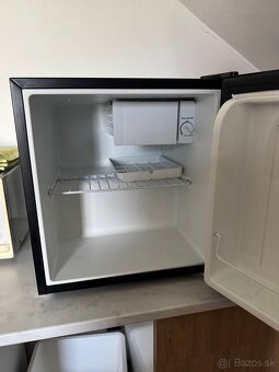 Rezervované Mini chladnička Guzzanti - 2