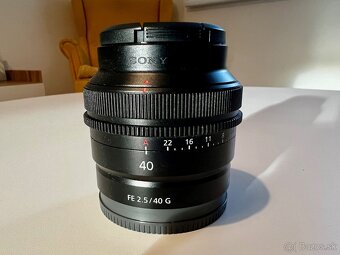 predám Sony FE 40mm f/2.5 G (Full Frame, E-Mount) - 2