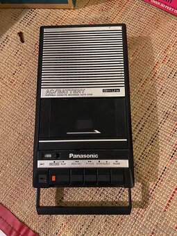 Kazetovy magnetofon Panasonic - 2