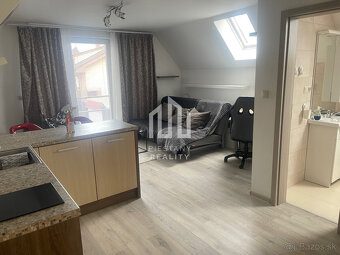 Na prenájom 2-izbový byt v dome takmer v centre, Piešťany - 2