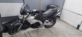 Predám Suzuki GSR 600 - 2