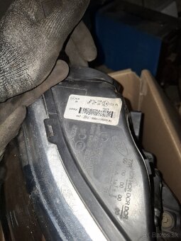 Predné lavé svetlo ford focus mk3 predfacelift - 2