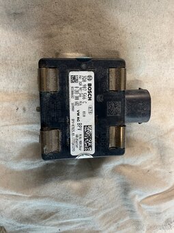 Predám originálny predný radar BOSCH – Front Assist / ACC - 2