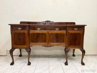 Starožitný bufet Chippendale - 2