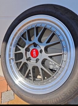 Alu ráfiky 5x112 + pneu 2500 km - 2