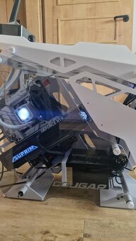MSI RTX 5090 SUPRIM - 2
