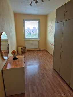4izb, 81m2, Ucitelska 9, MOZNA DOHODA, MAJITEL - 2