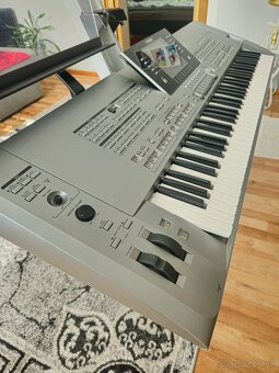 Yamaha Tyros 5 - 2