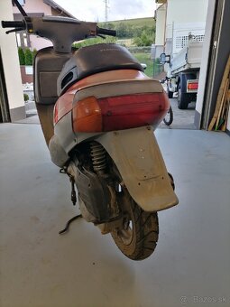 Piaggio zip 50 skúter - 2