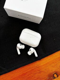 AirPods 2 Pro USB-C - 2