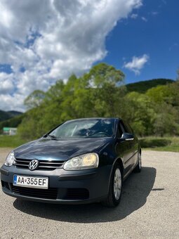 Volkswagen Golf 5 - 2