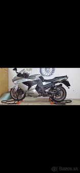Kawasaki ZZR 1400 (2008) - Silver - 2