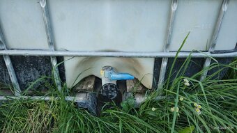 IBC 1000l kontajner. - 2