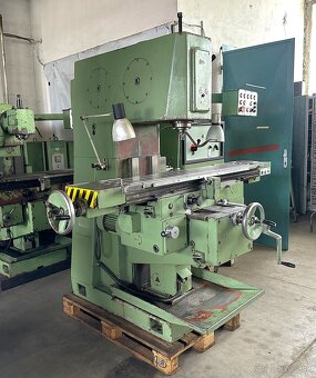 Frézka svislá konzolová FVE 20 - 2