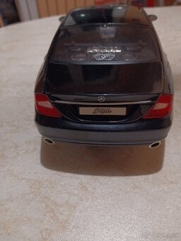 Predám Mercedes CLS  Maisto - 2