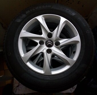 Predám pneumatiky - 2