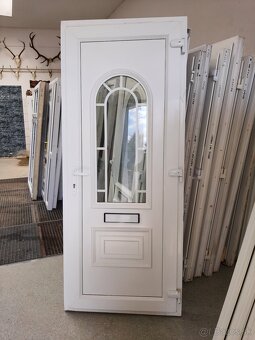 Plastové dvere Č. 164. P - 2