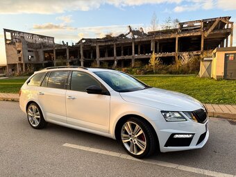 Škoda Octavia Combi RS 245 DSG - 2