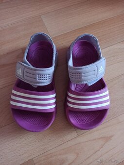 Sandále Adidas - č.25 - 2
