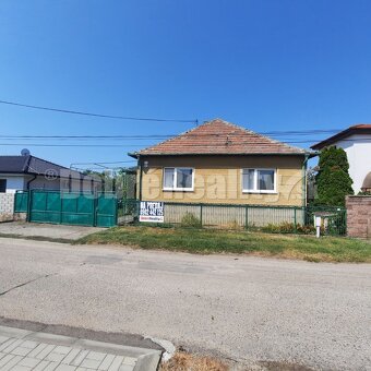 Predaj rodinného domu v meste Šurany, časť Nitriansky Hrádok - 2