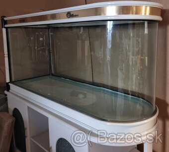 Predám akvárium 330L - 2