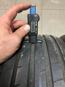 Goodyear 225/45 R19 RSC letné - 2