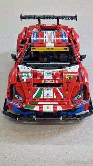 Predám LEGO® Technic 42125 Ferrari 488 GTE - 2
