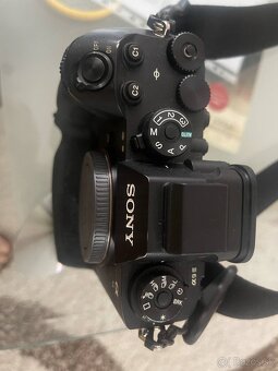 Sony α9 Mark III+battery grip original Sony - 2