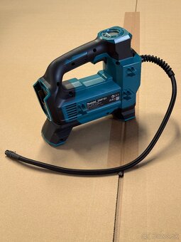 AKU kompresor Makita - 2