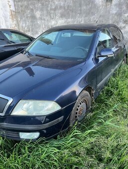 Rozpredá octavia 2 sedan 1.9 Tdi 5q - 2