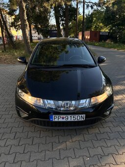 Honda Civic 8G 2.2 CDTI 103KW - ufo - 2