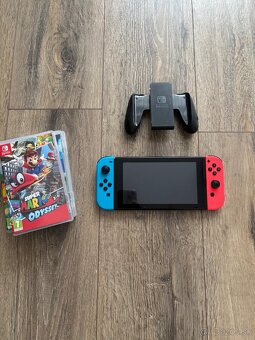 NINTENDO SWITCH KONZOLA - 2