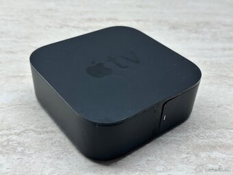 Apple TV 4K 32GB (1. generácie) - 2