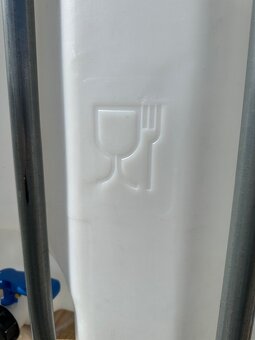 1.000 l plastové nádrže, IBC kontajner - 2